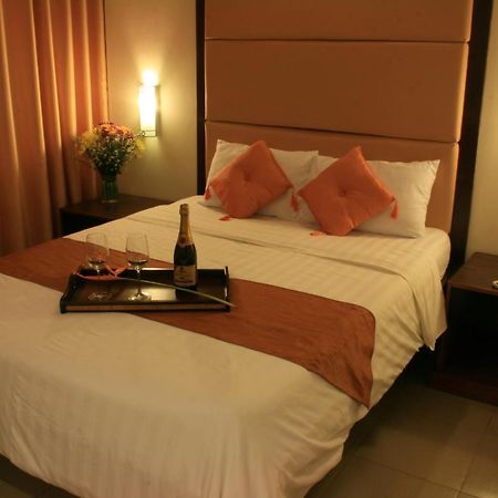 O Hotel Bacolod Exteriör bild